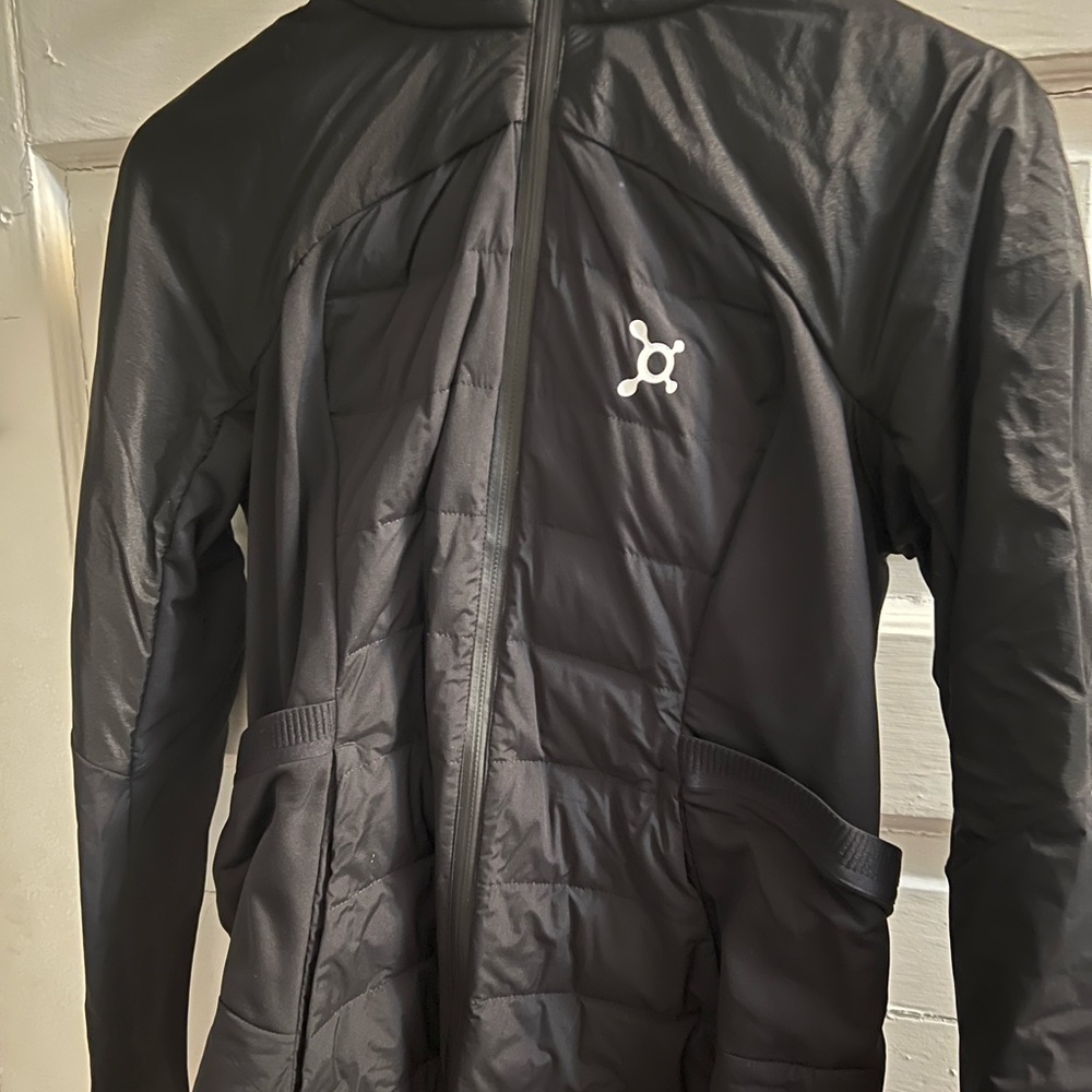 Orangetheory x Lululemon zip up jacket